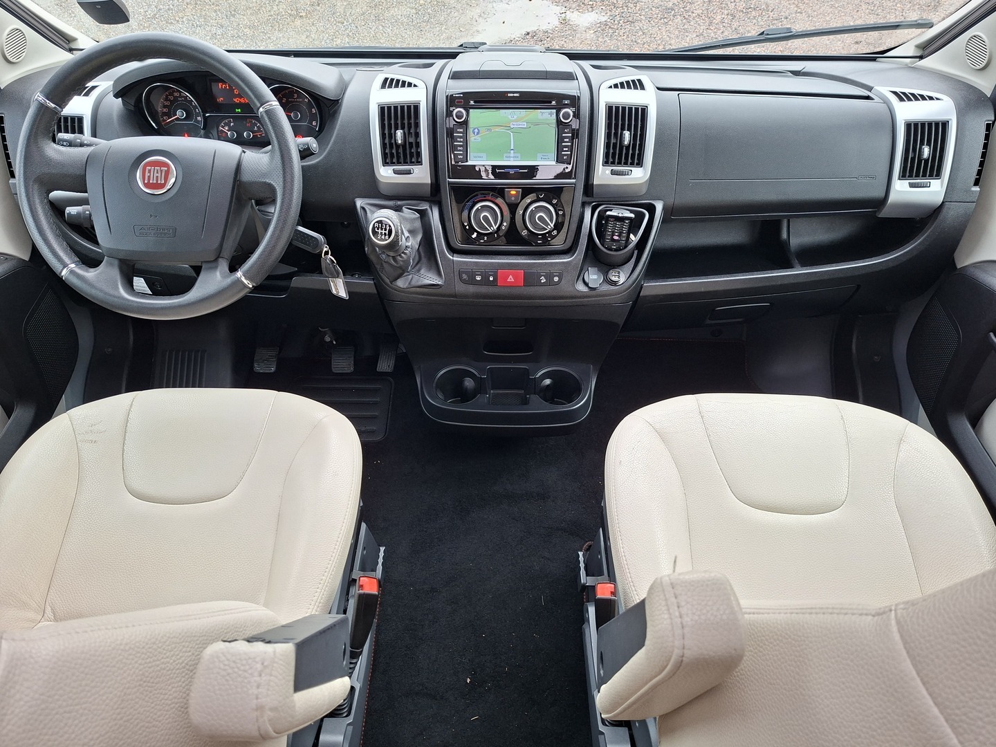 BÜRSTNER Nexxo Time T 690 G 2016