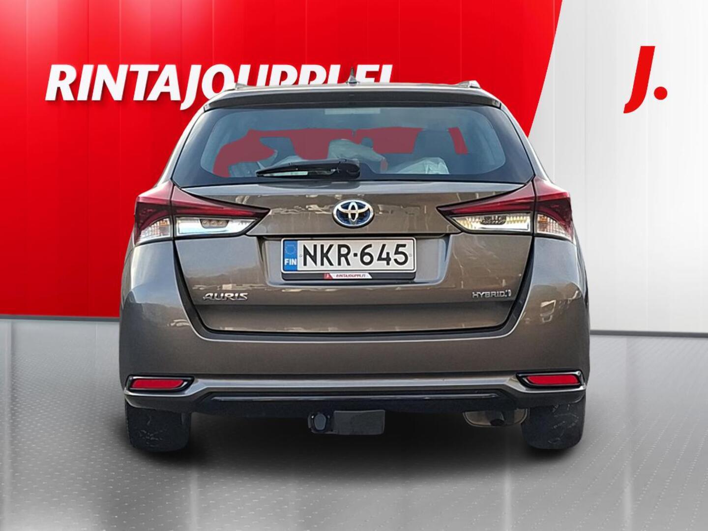 TOYOTA Auris 2017