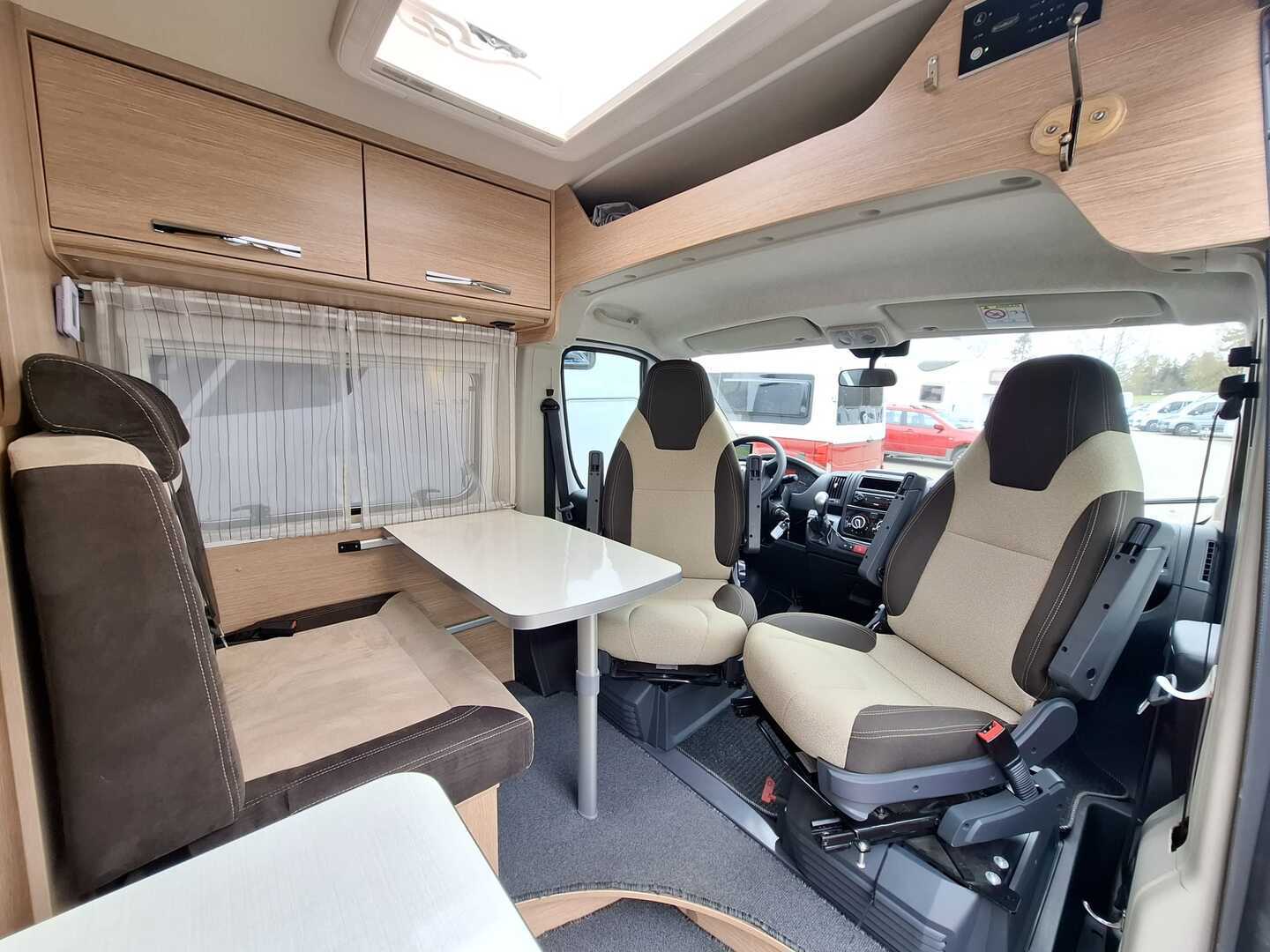 PÖSSL Roadcar VAN R 640 2017