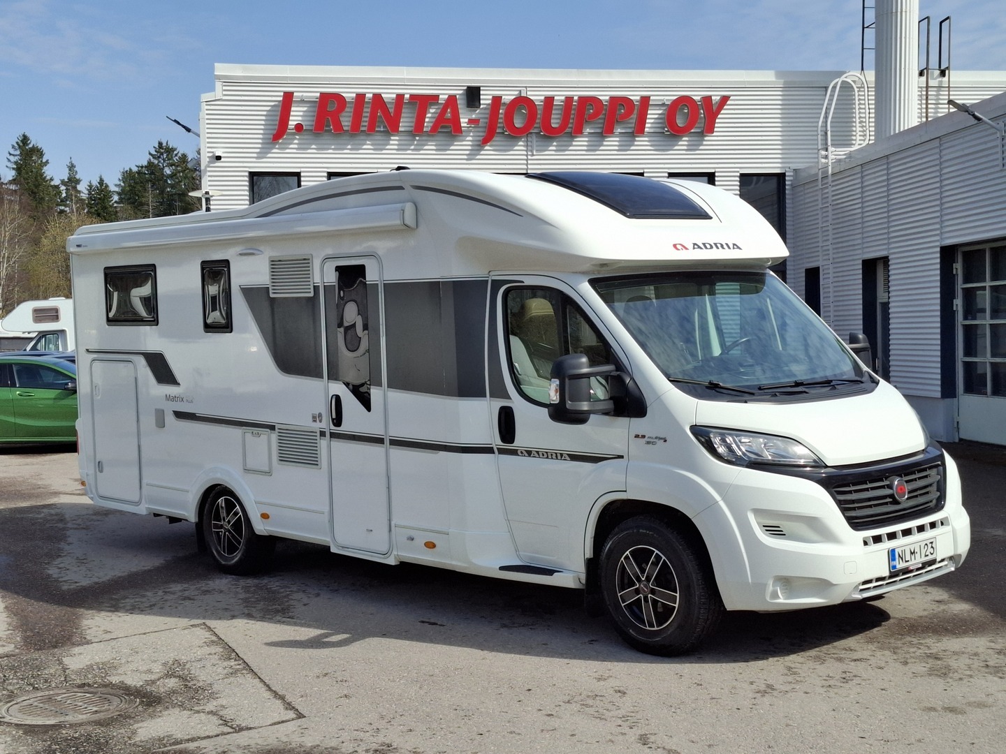 ADRIA Matrix Plus 670 SL 2019