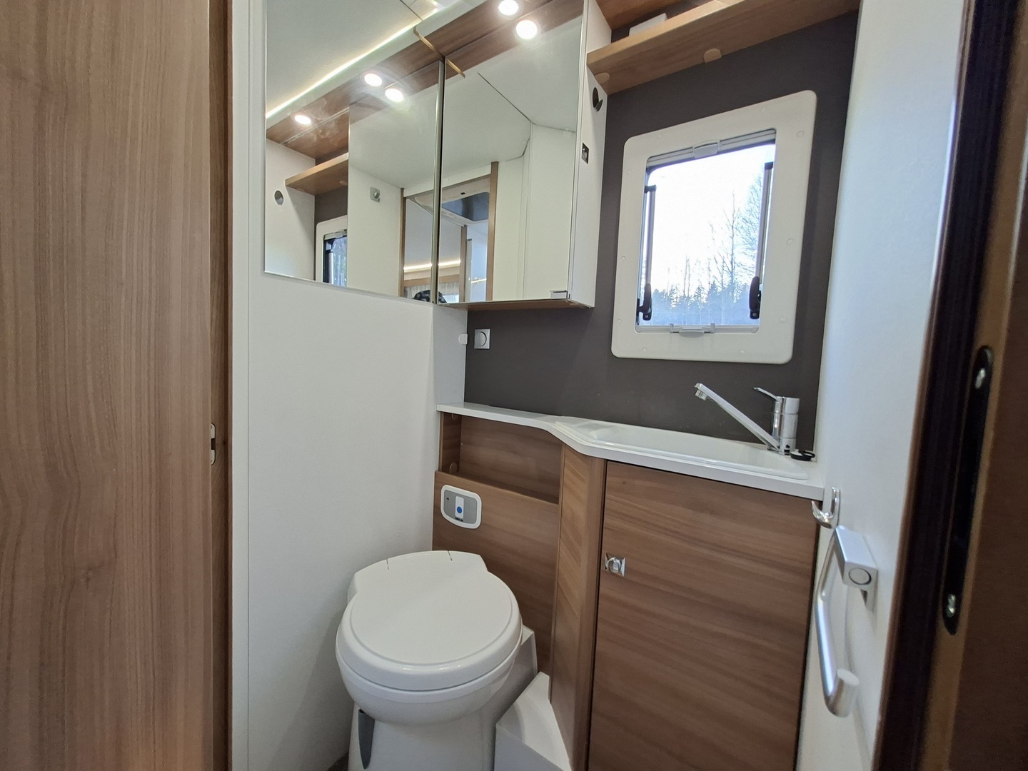 ADRIA Matrix Plus 670 SL Nordkapp Edition 2021