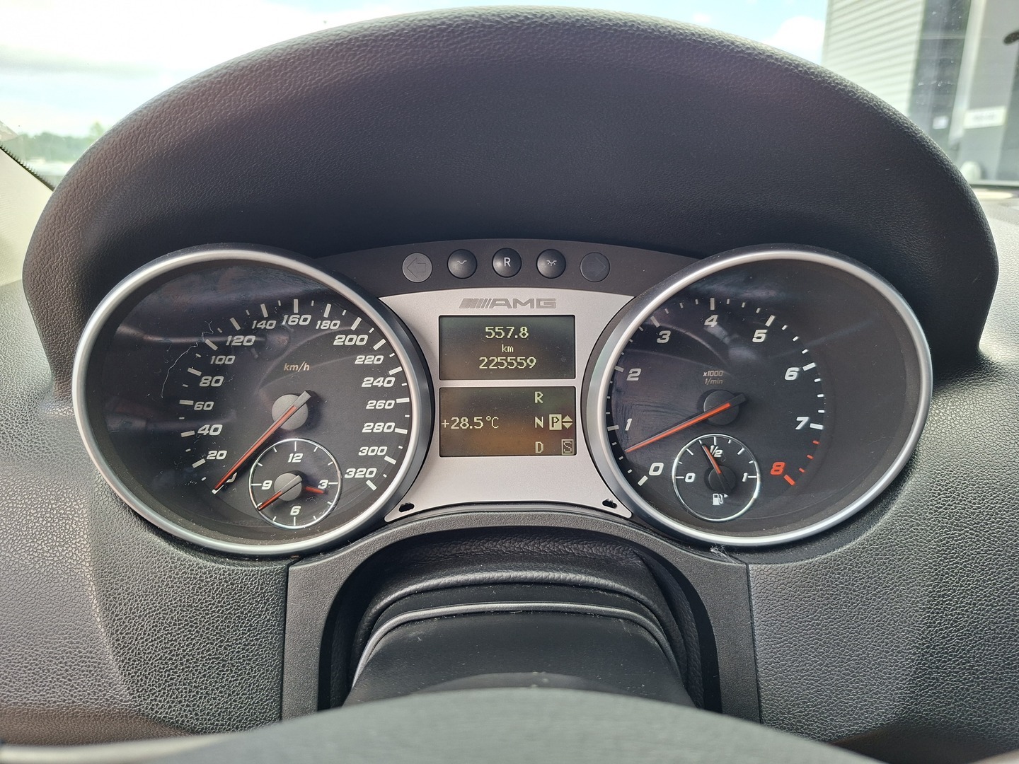 MERCEDES-BENZ ML 63 AMG 2007