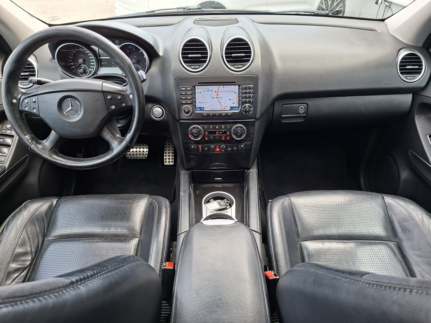 MERCEDES-BENZ ML 63 AMG 2007