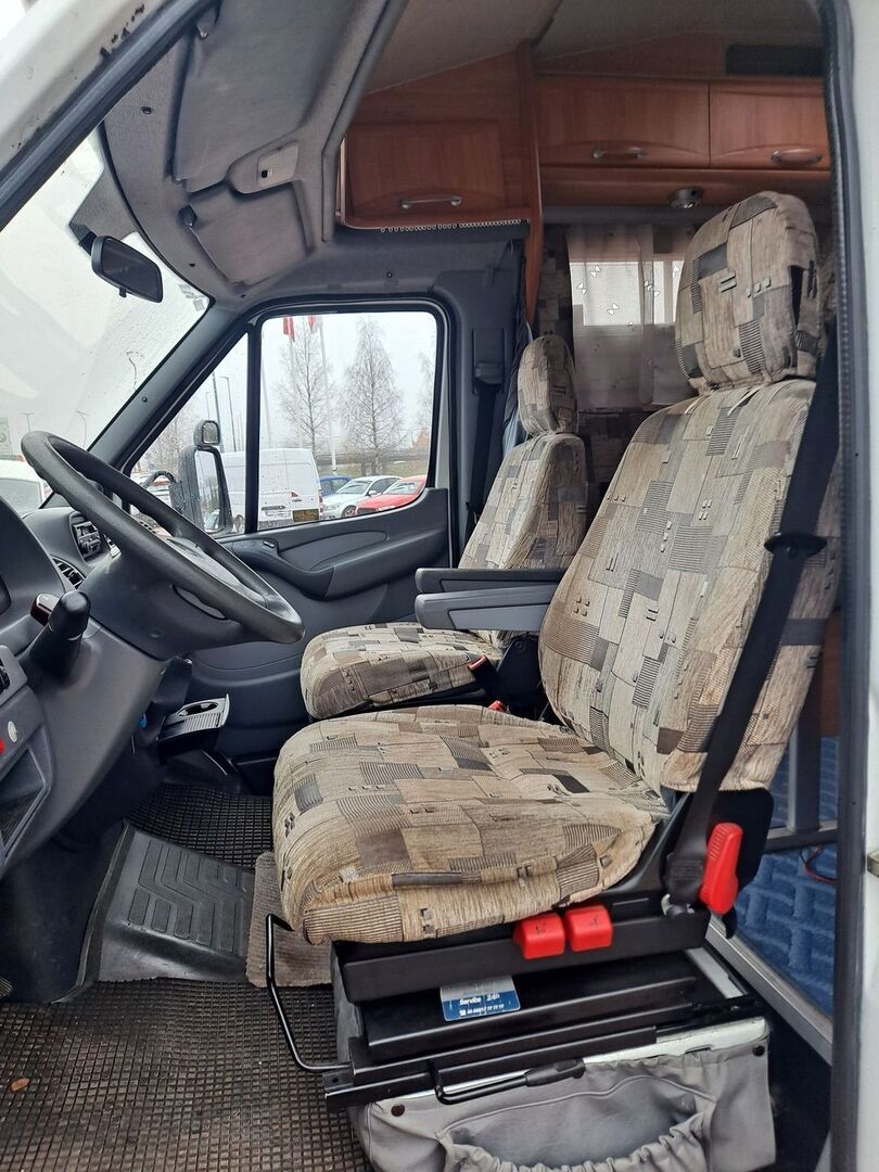 ADRIA STARGO 670 SP 2003