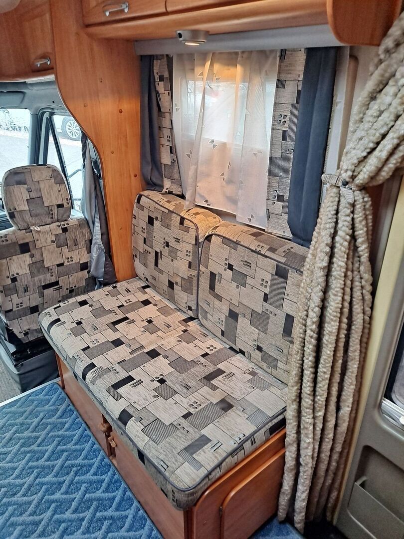 ADRIA STARGO 670 SP 2003