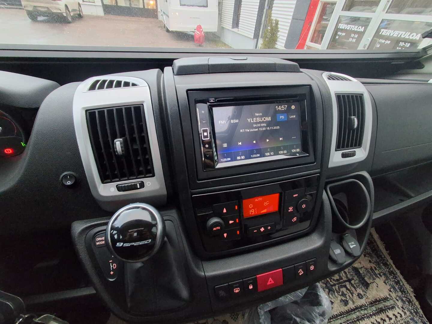 ADRIA Coral Supreme 670 DL 2021