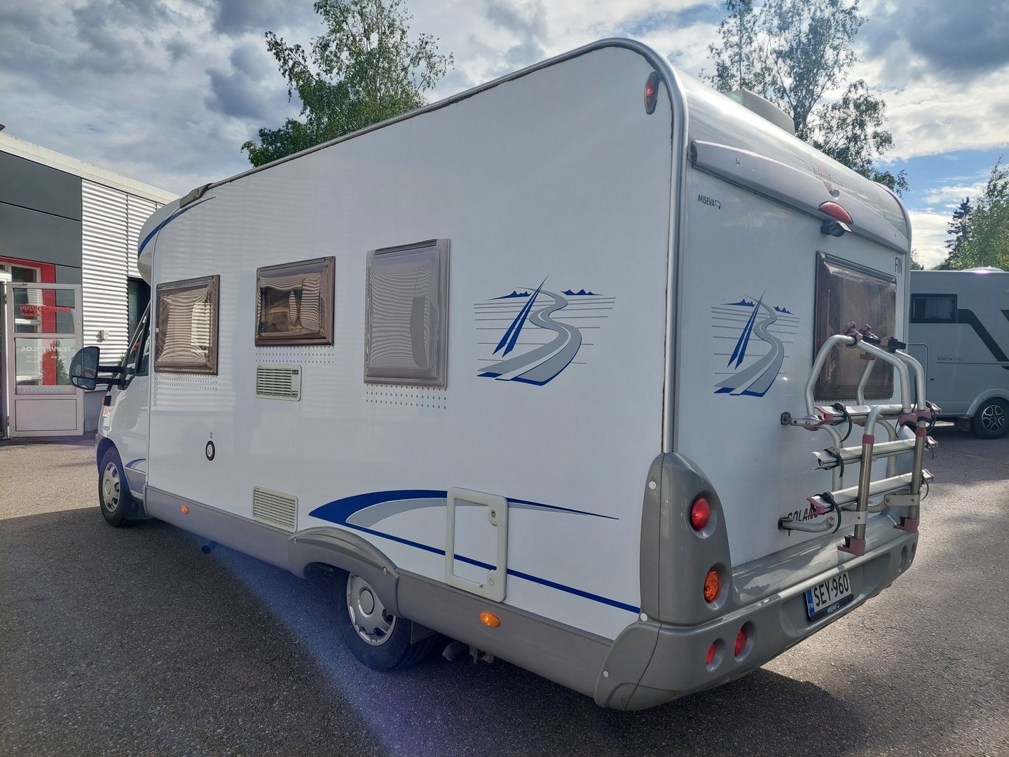 BÜRSTNER Solano T 605 2006