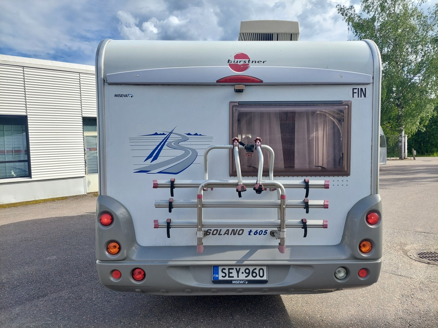 BÜRSTNER Solano T 605 2006