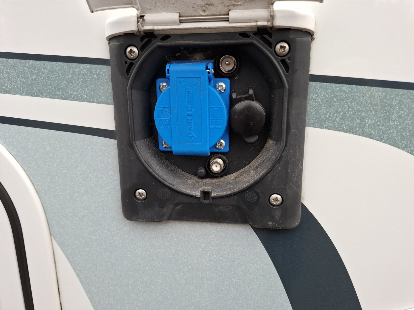 KABE Travel Master Classic 740 T 2016