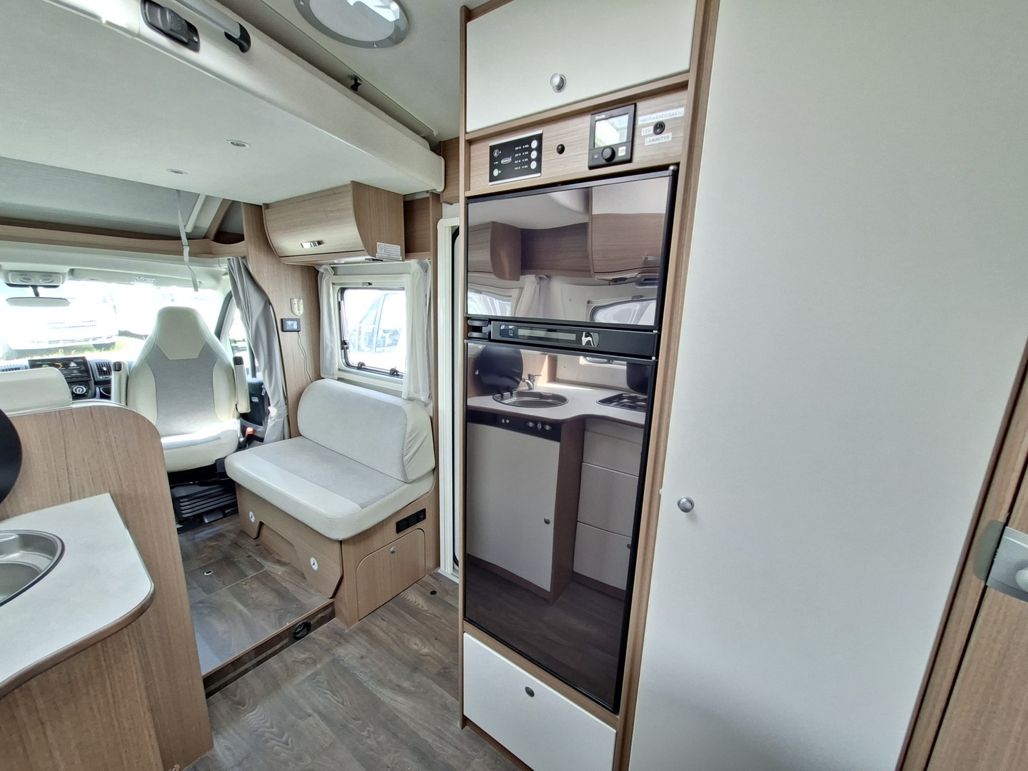 CARADO T 348 Emotion 2020