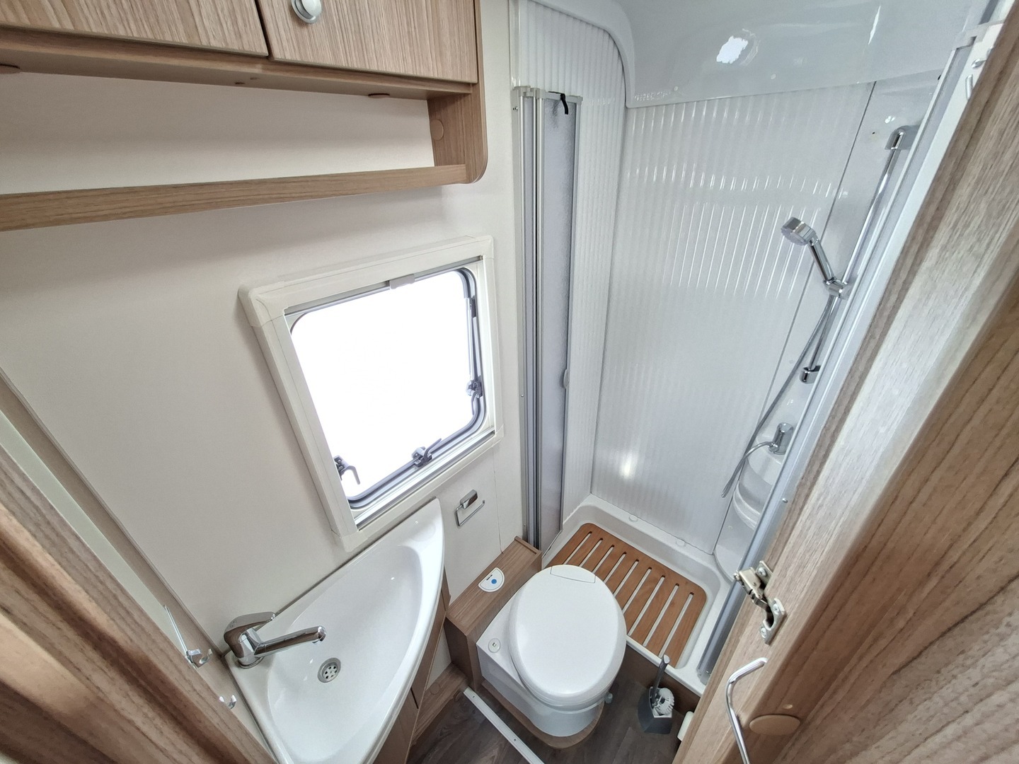 CARADO T 348 Emotion 2020