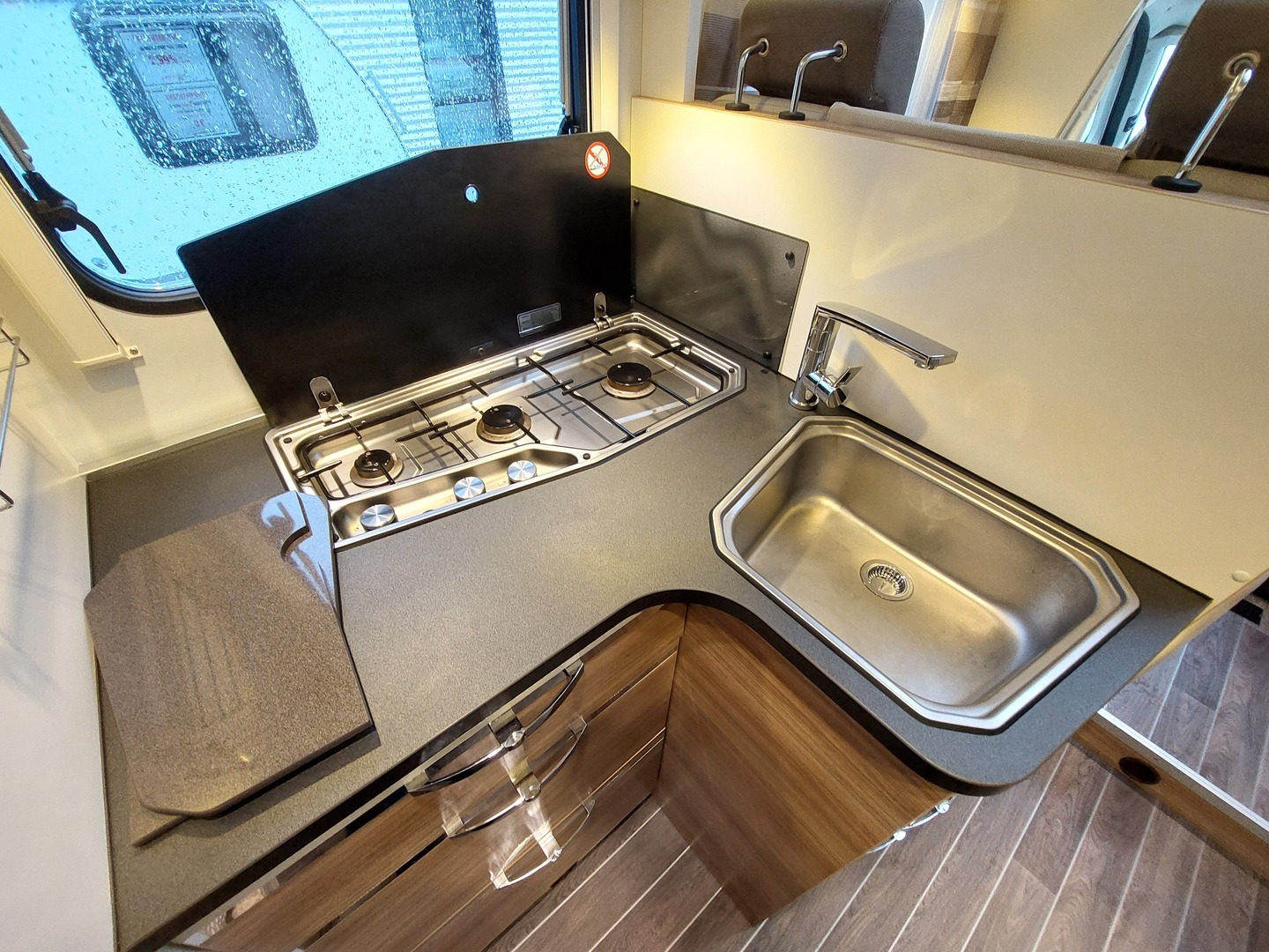 ADRIA Coral Axess 670 SLT 2017