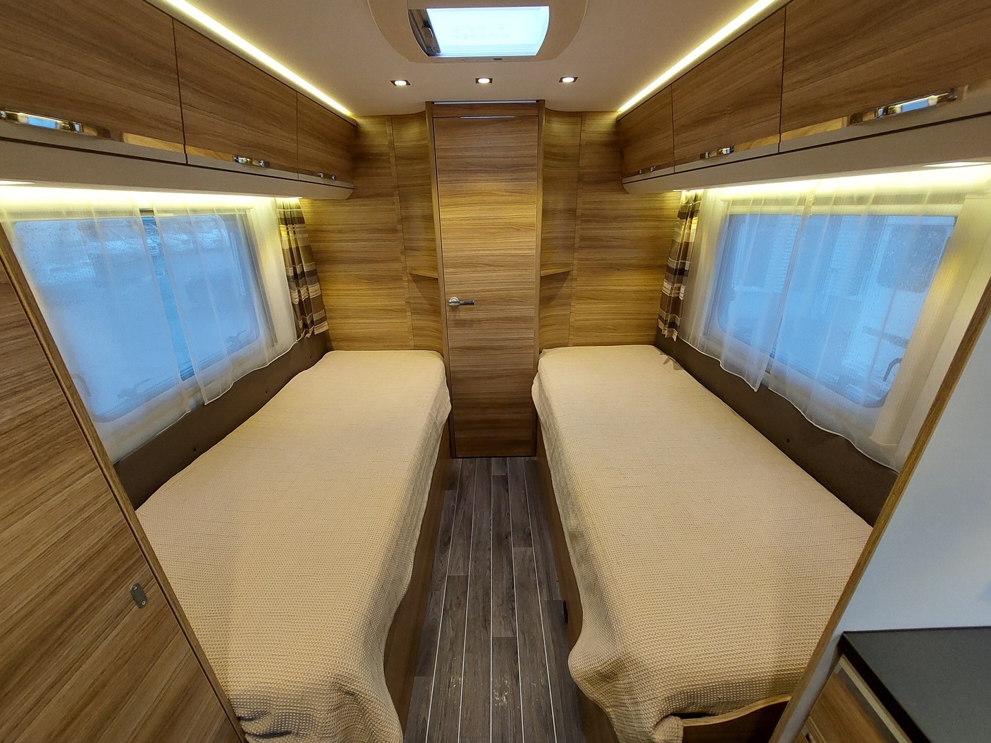 ADRIA Coral Axess 670 SLT 2017