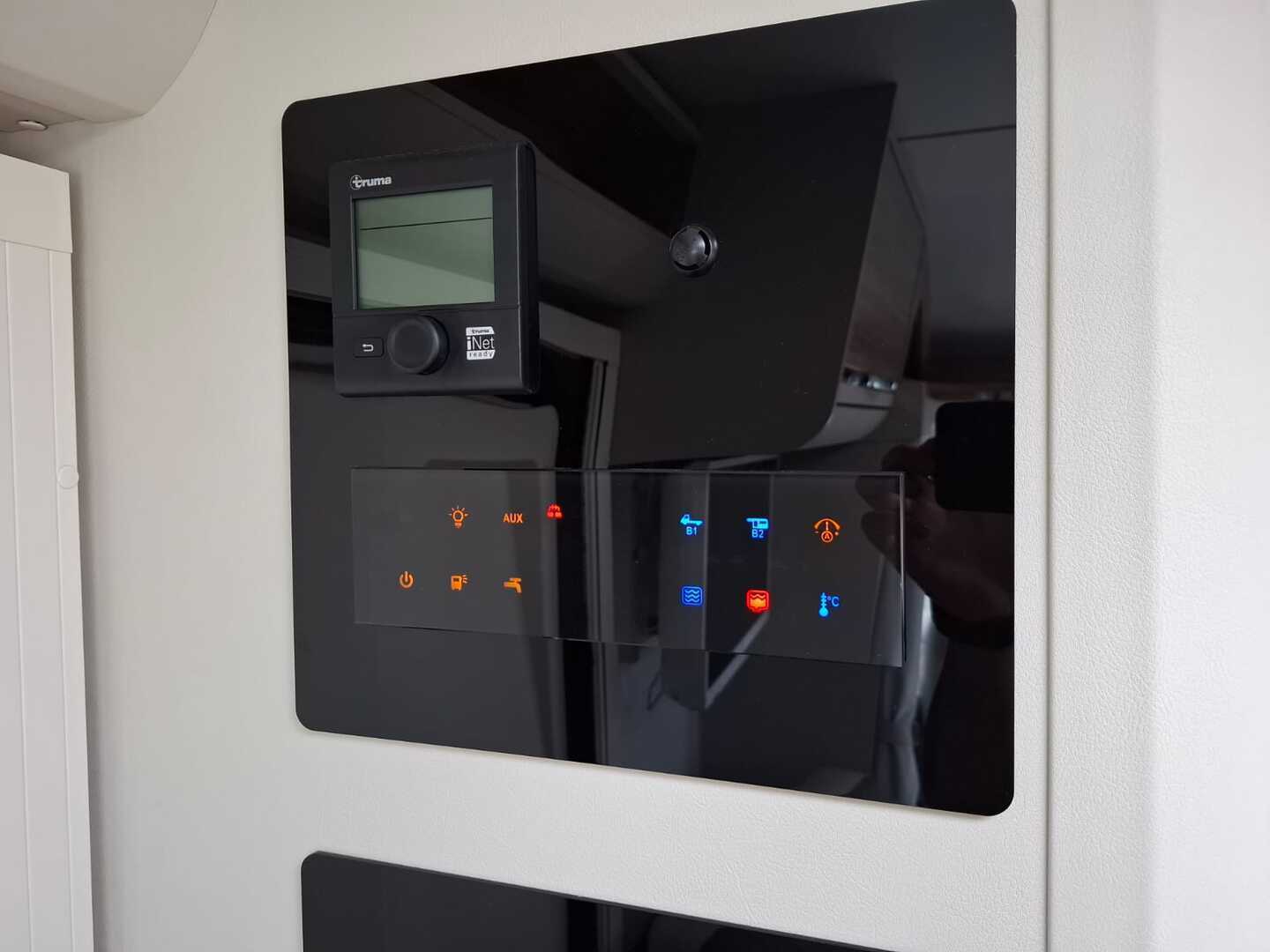 ADRIA Coral Axess 670 SLT 2017