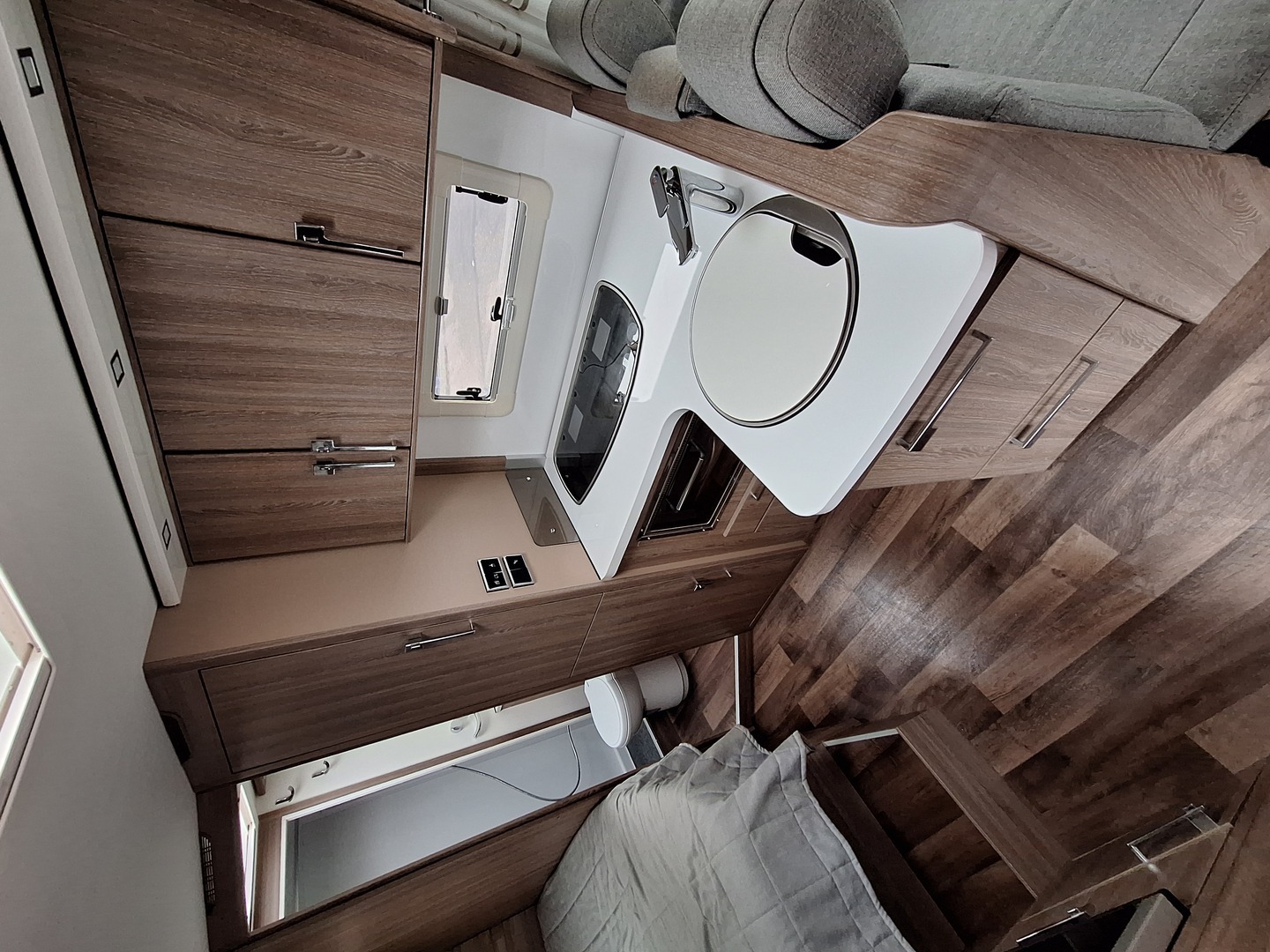 KABE Travel Master Classic 740 LXL 2020