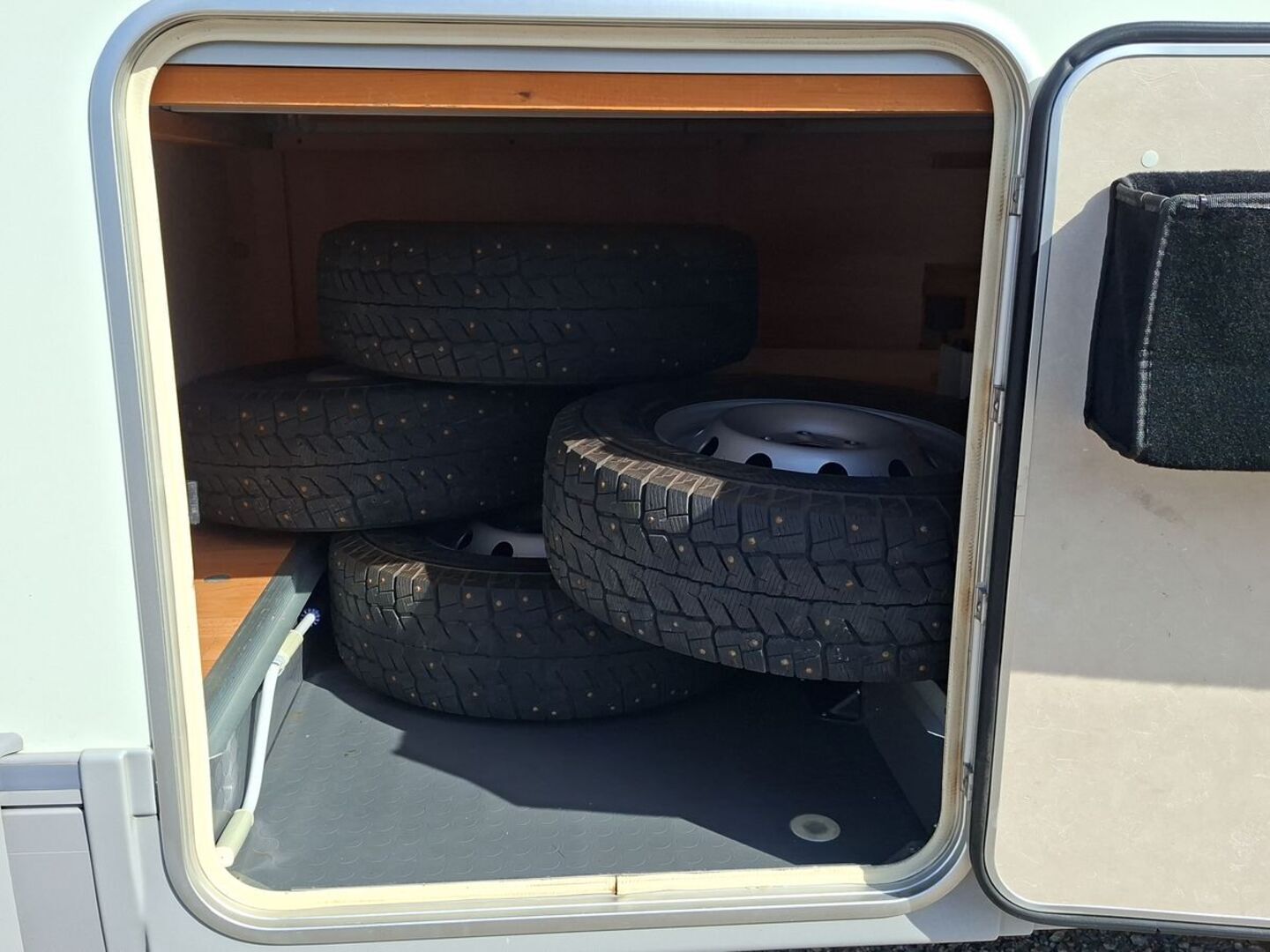 ADRIA Coral Plus 650 SP 2007