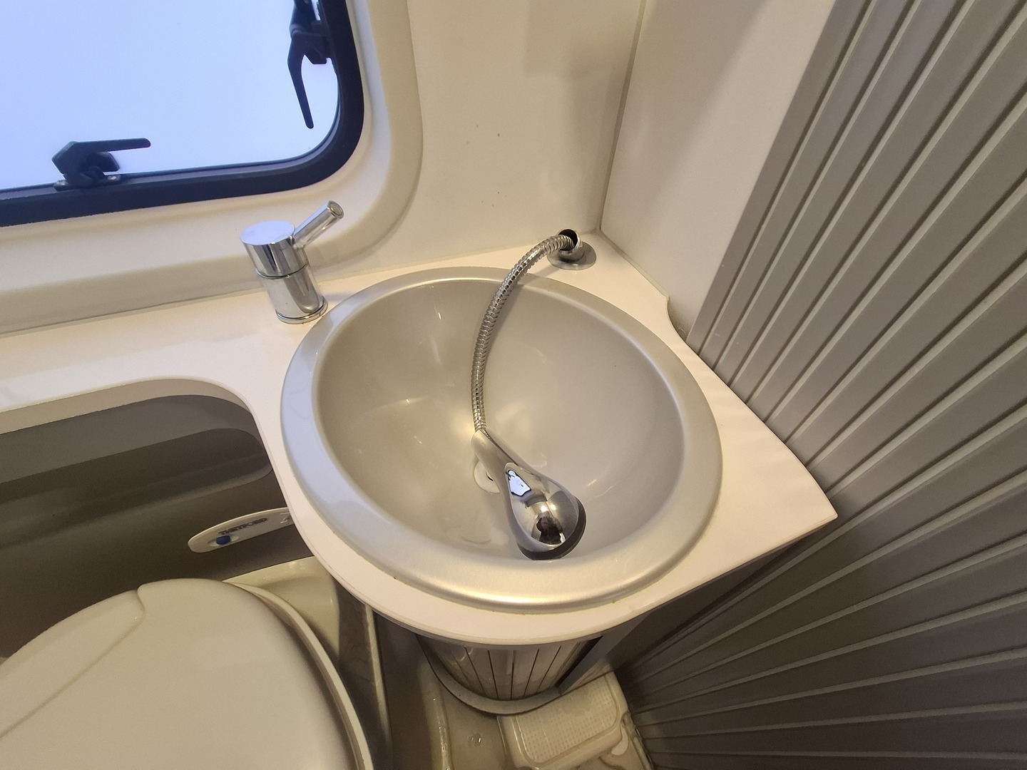 ADRIA Twin 600 SPT 2016