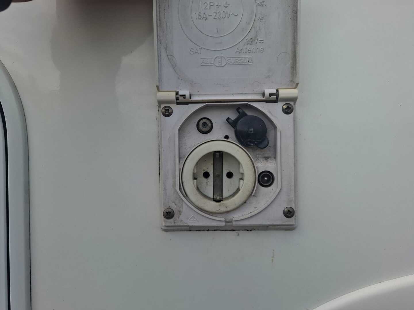 KABE Travel Master 750 WL 2007