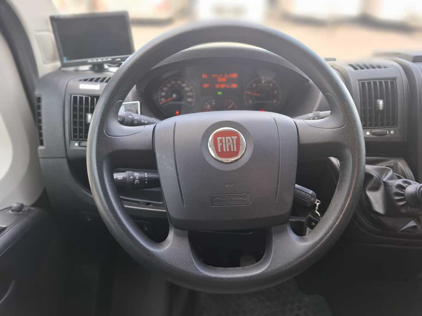 PÖSSL RoadCar VAN R 600 2016