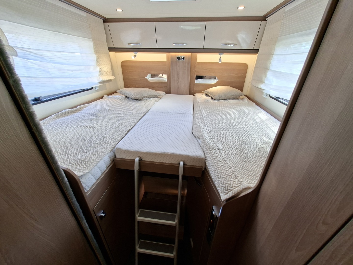 BÜRSTNER Lyseo T 728 G 2017