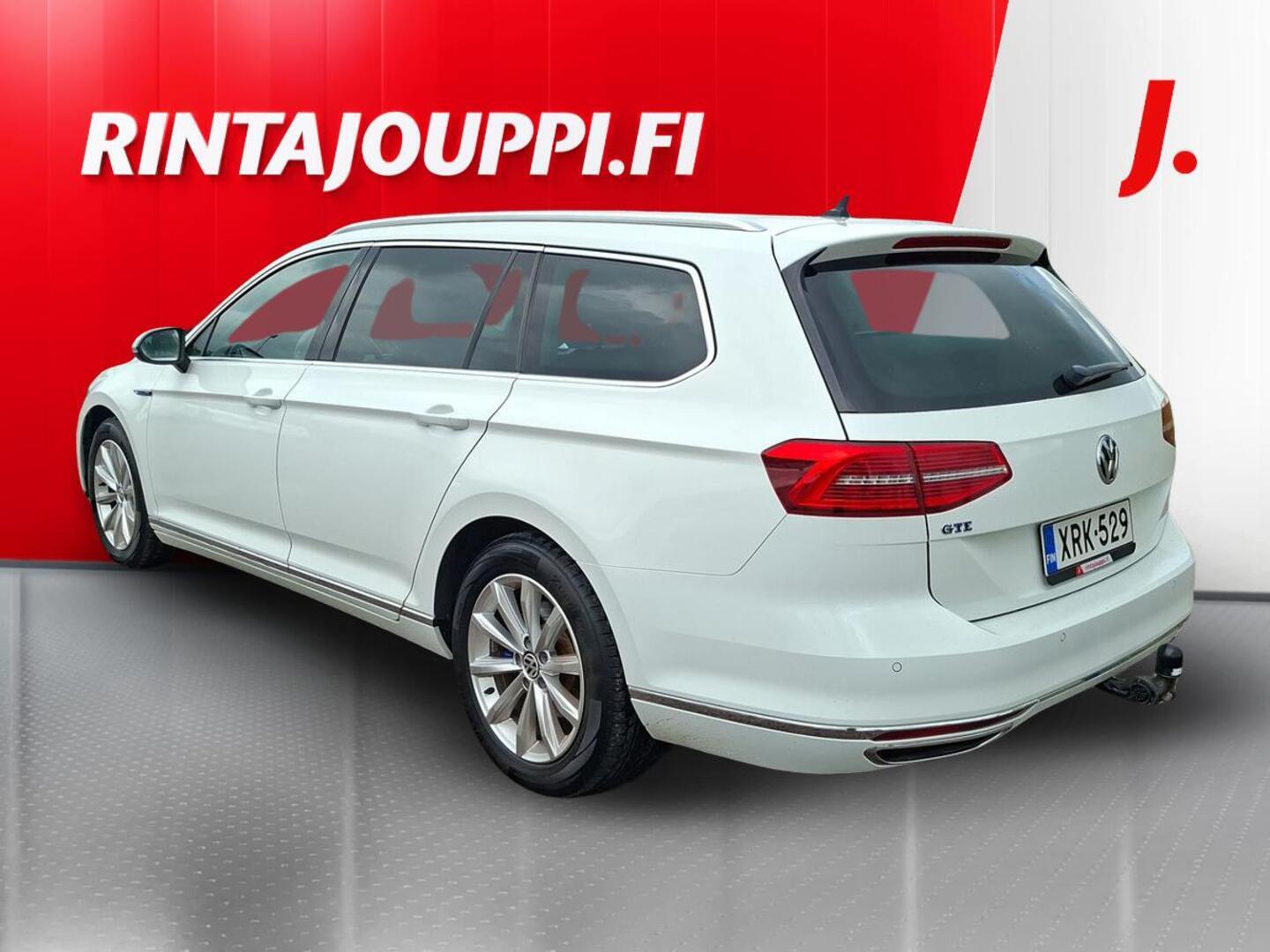 VOLKSWAGEN Passat 2018