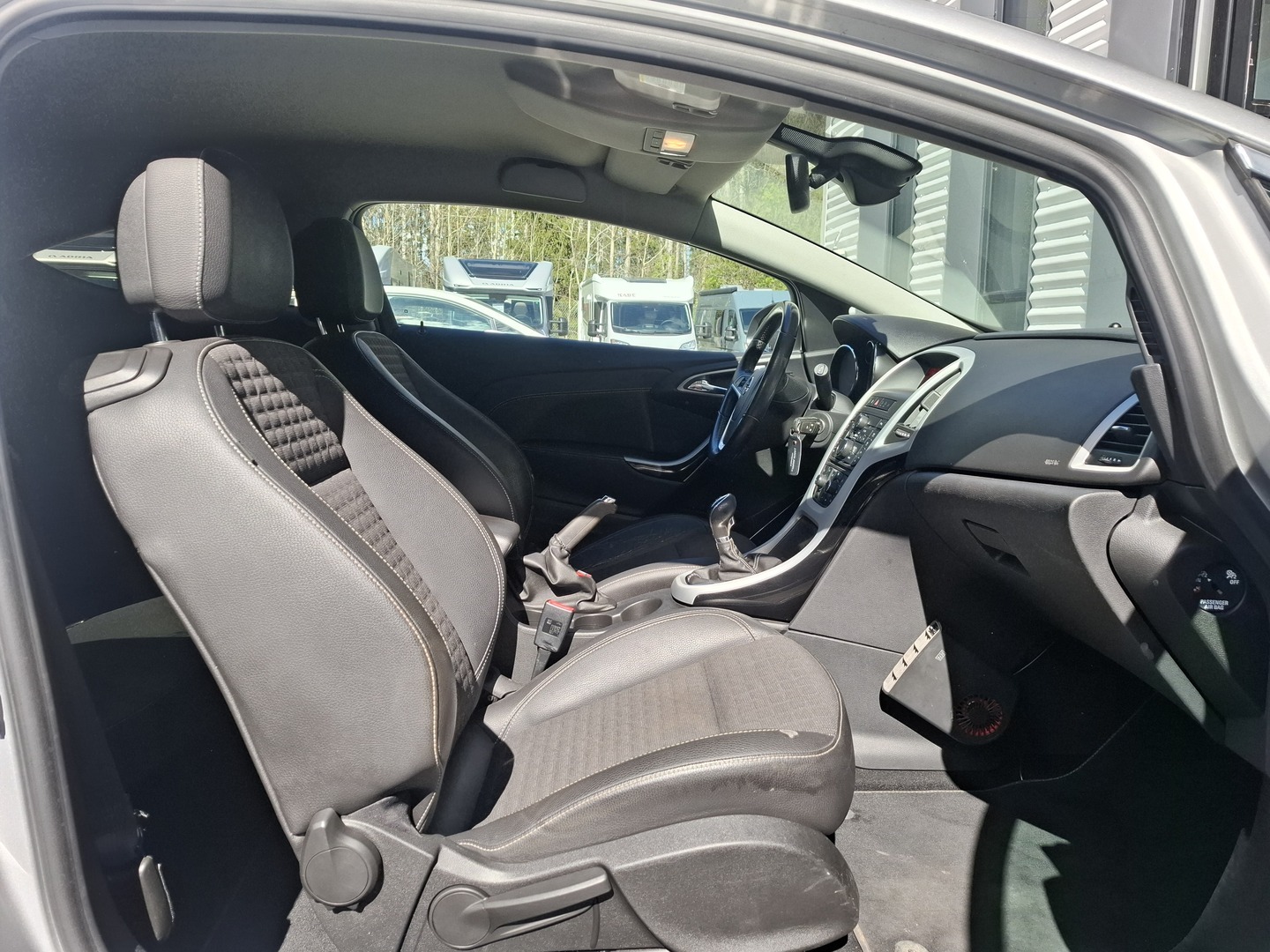OPEL Astra 2012