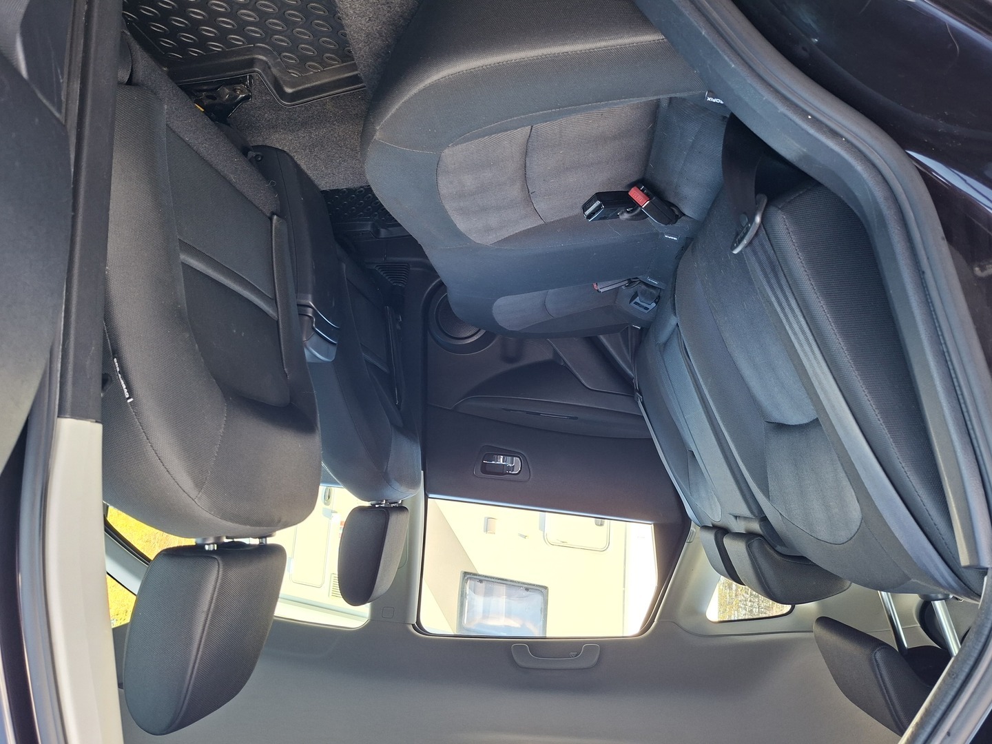 NISSAN Qashqai 2012
