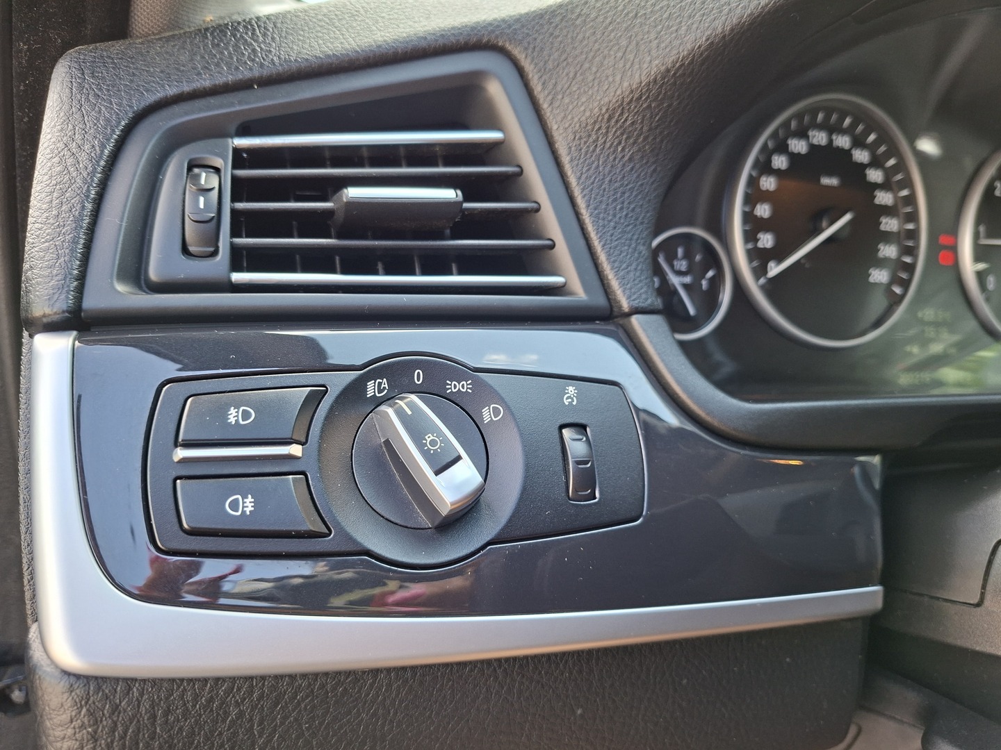 BMW 520 2013