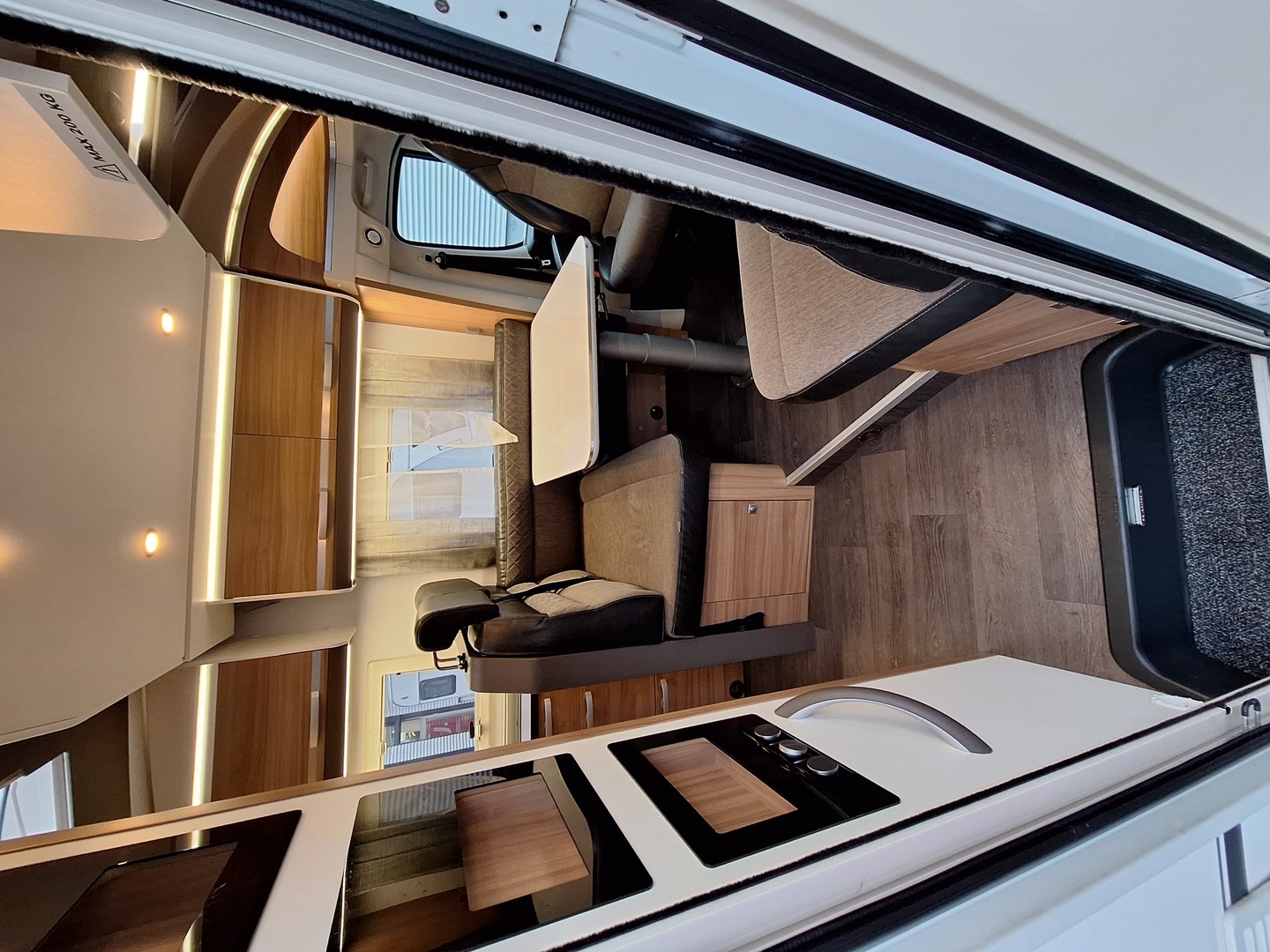 ADRIA Matrix Axess 670 SL 2020