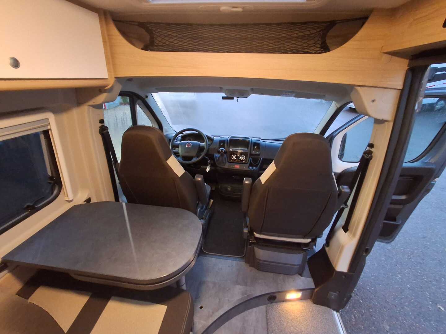 PÖSSL ROADCAR VAN R 640 2022