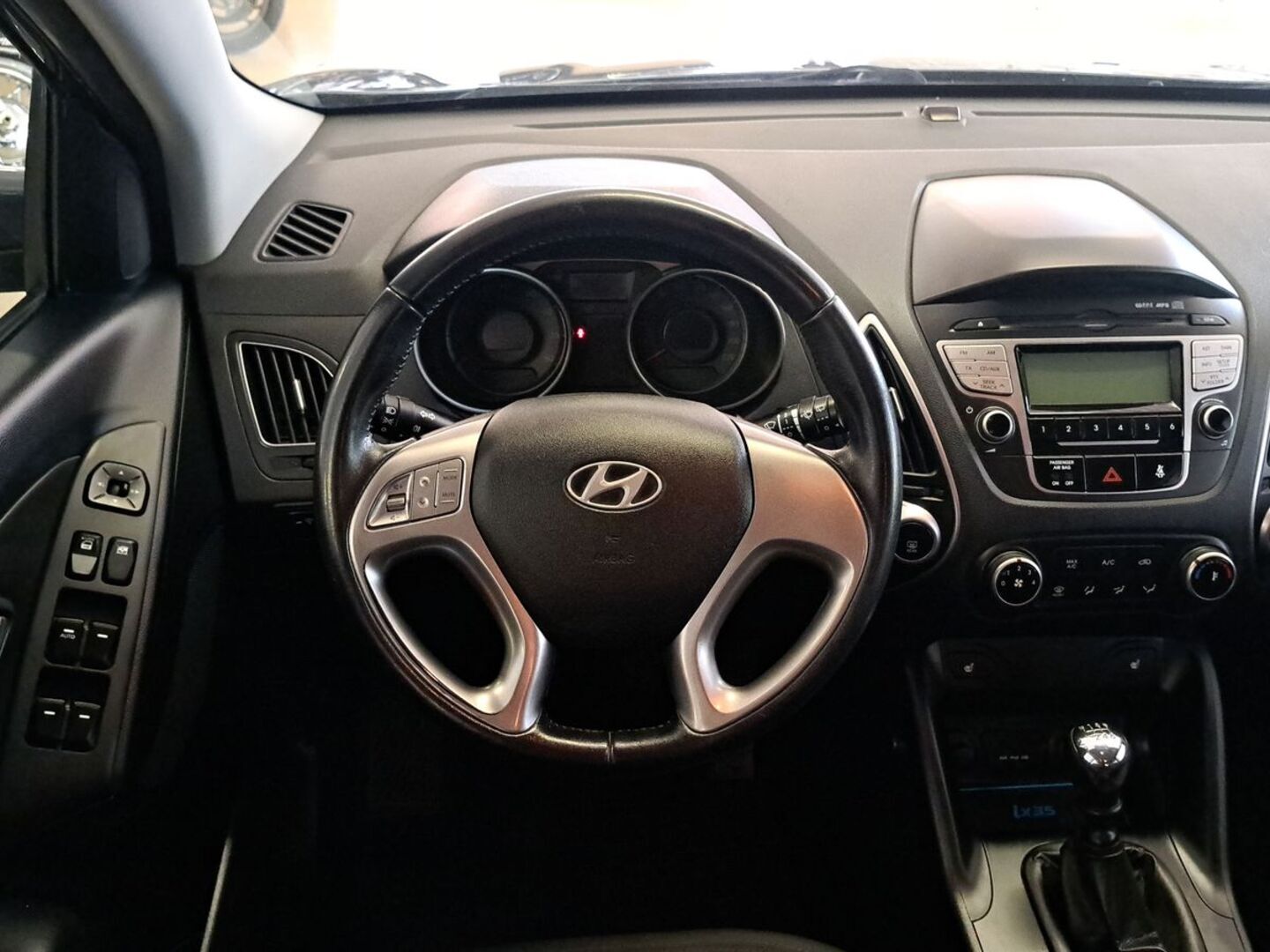 HYUNDAI ix35 17