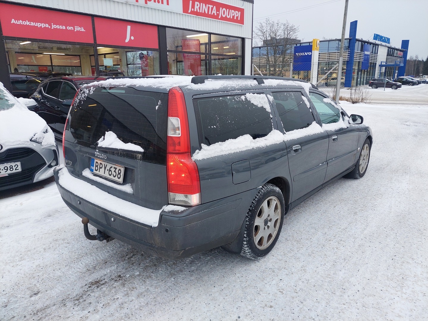 VOLVO V70 2005