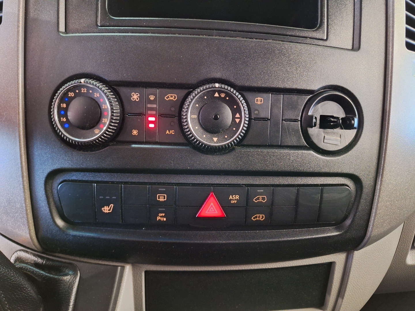 MERCEDES-BENZ Sprinter 2012