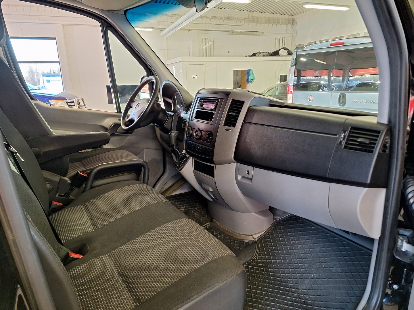 MERCEDES-BENZ Sprinter 2012