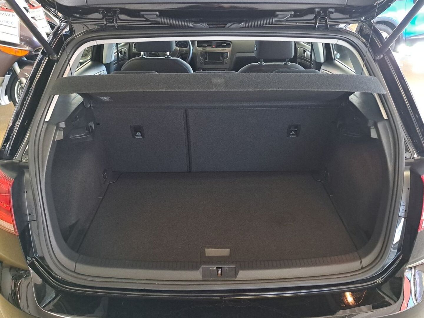 VOLKSWAGEN Golf 2015