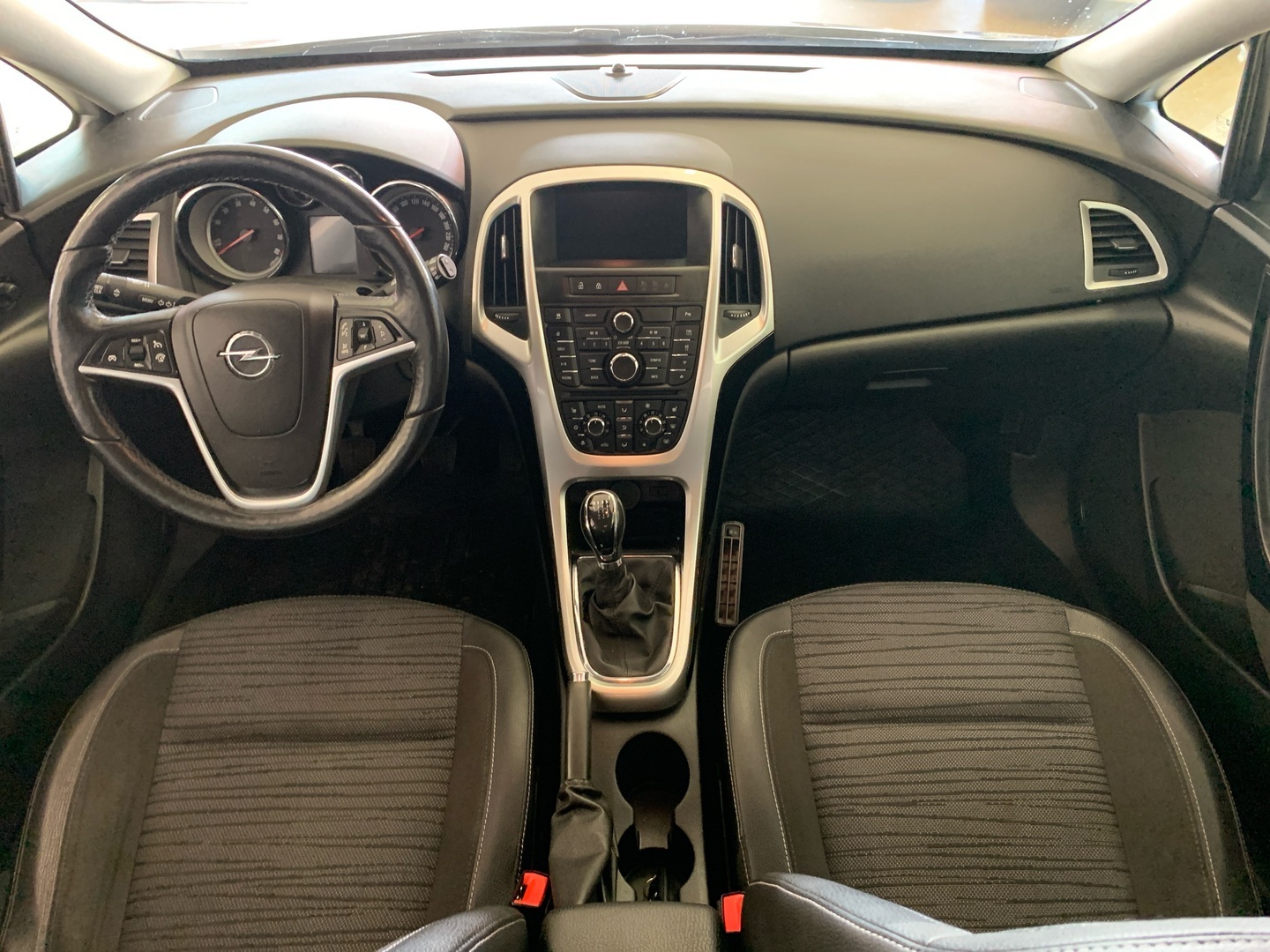 OPEL Astra 2015