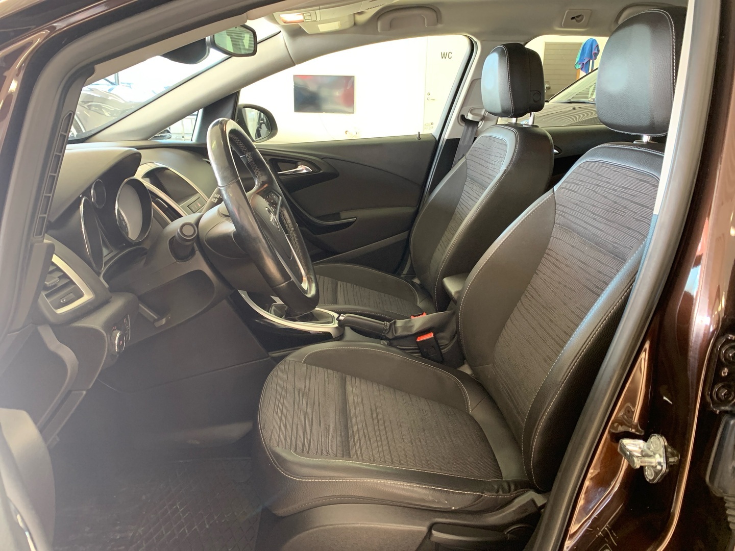 OPEL Astra 2015