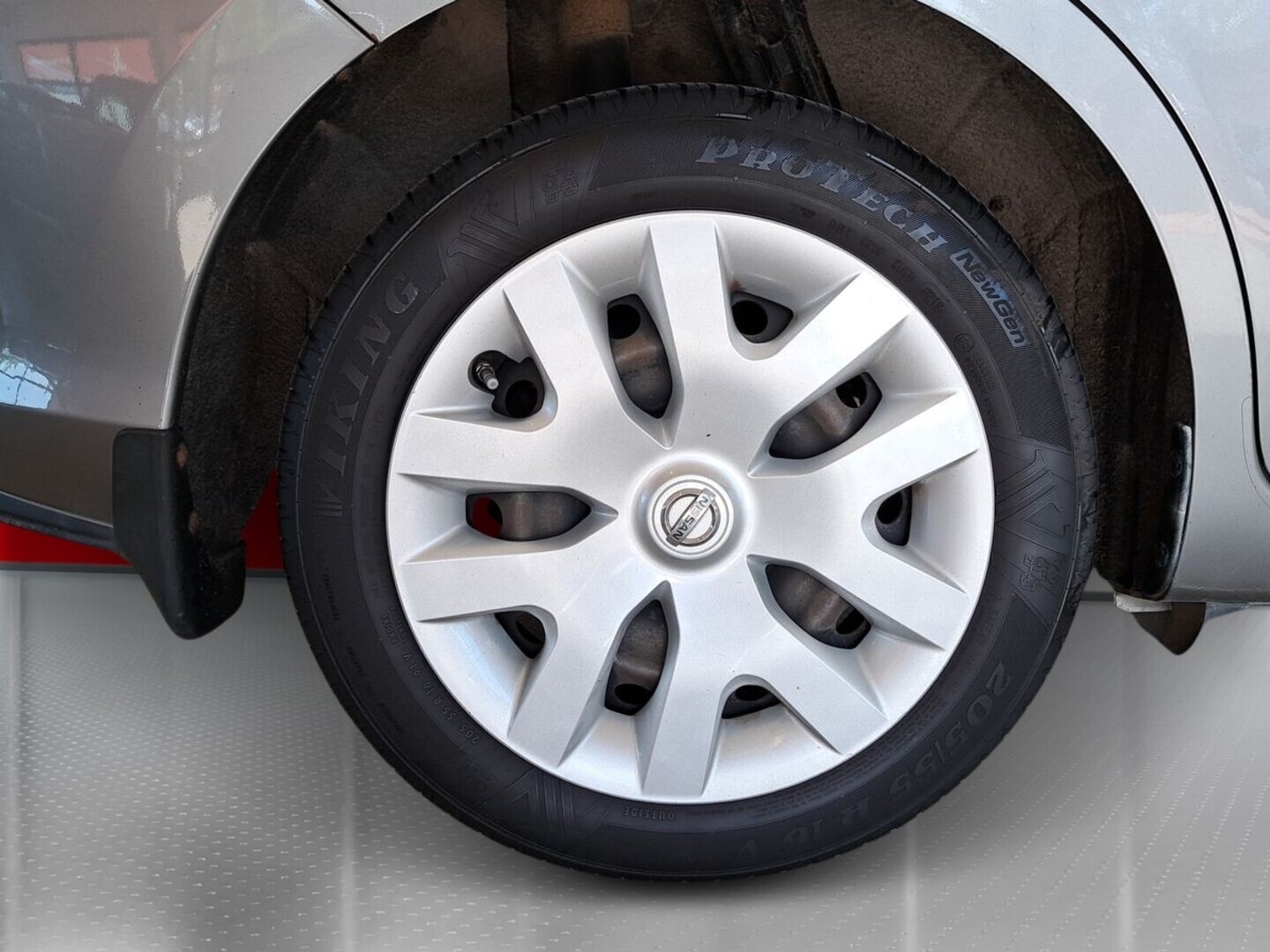 NISSAN Pulsar 2015