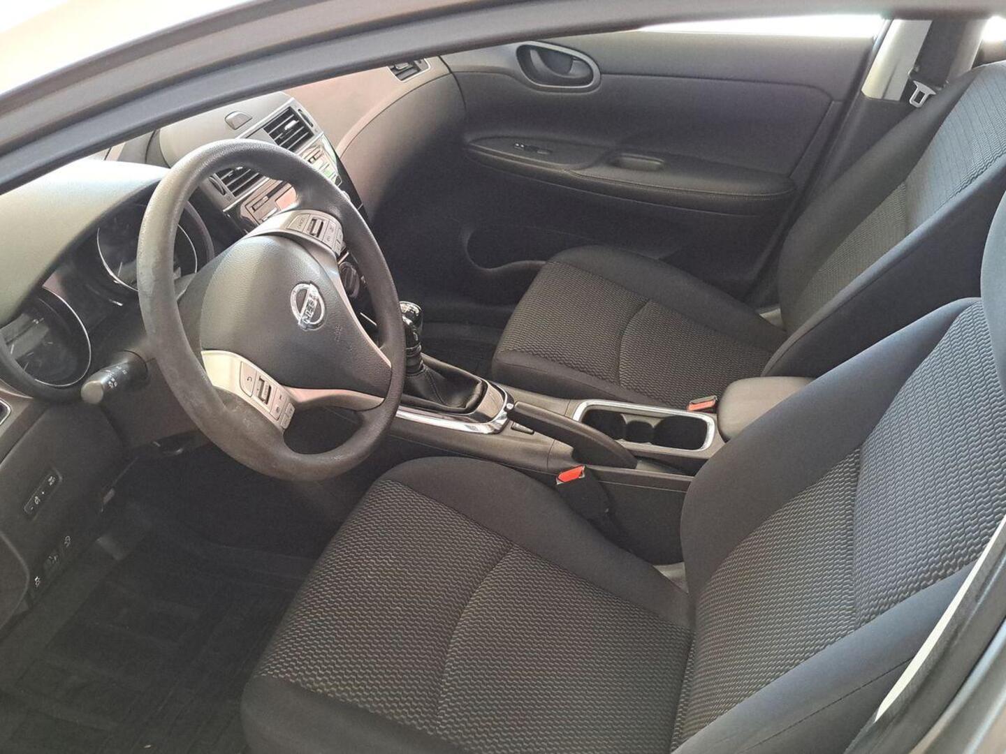 NISSAN Pulsar 2015