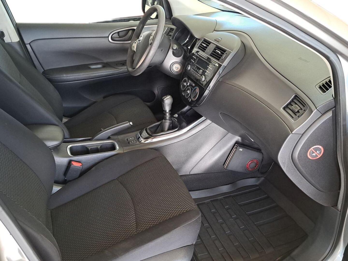 NISSAN Pulsar 2015