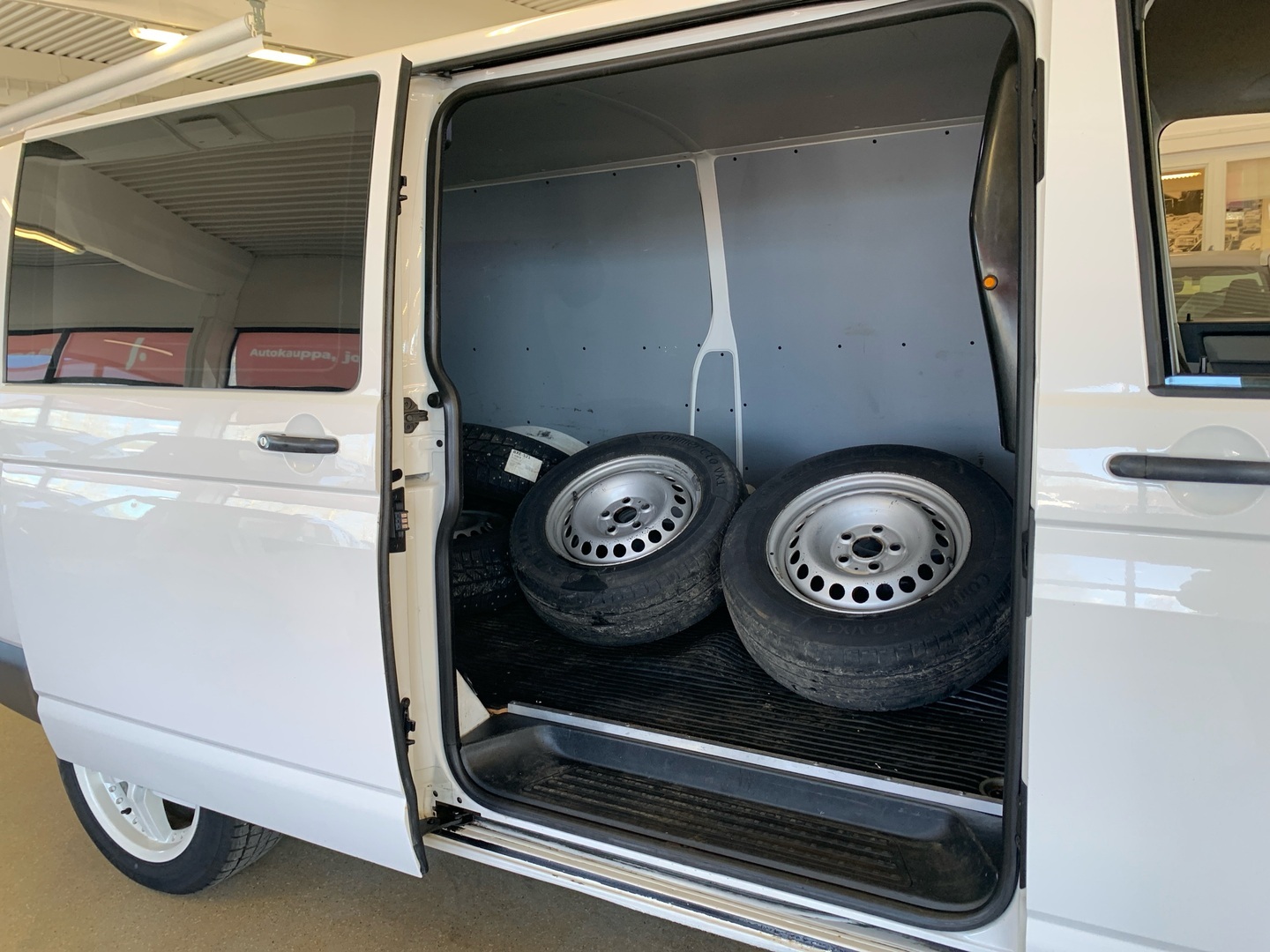 VOLKSWAGEN Transporter 2019