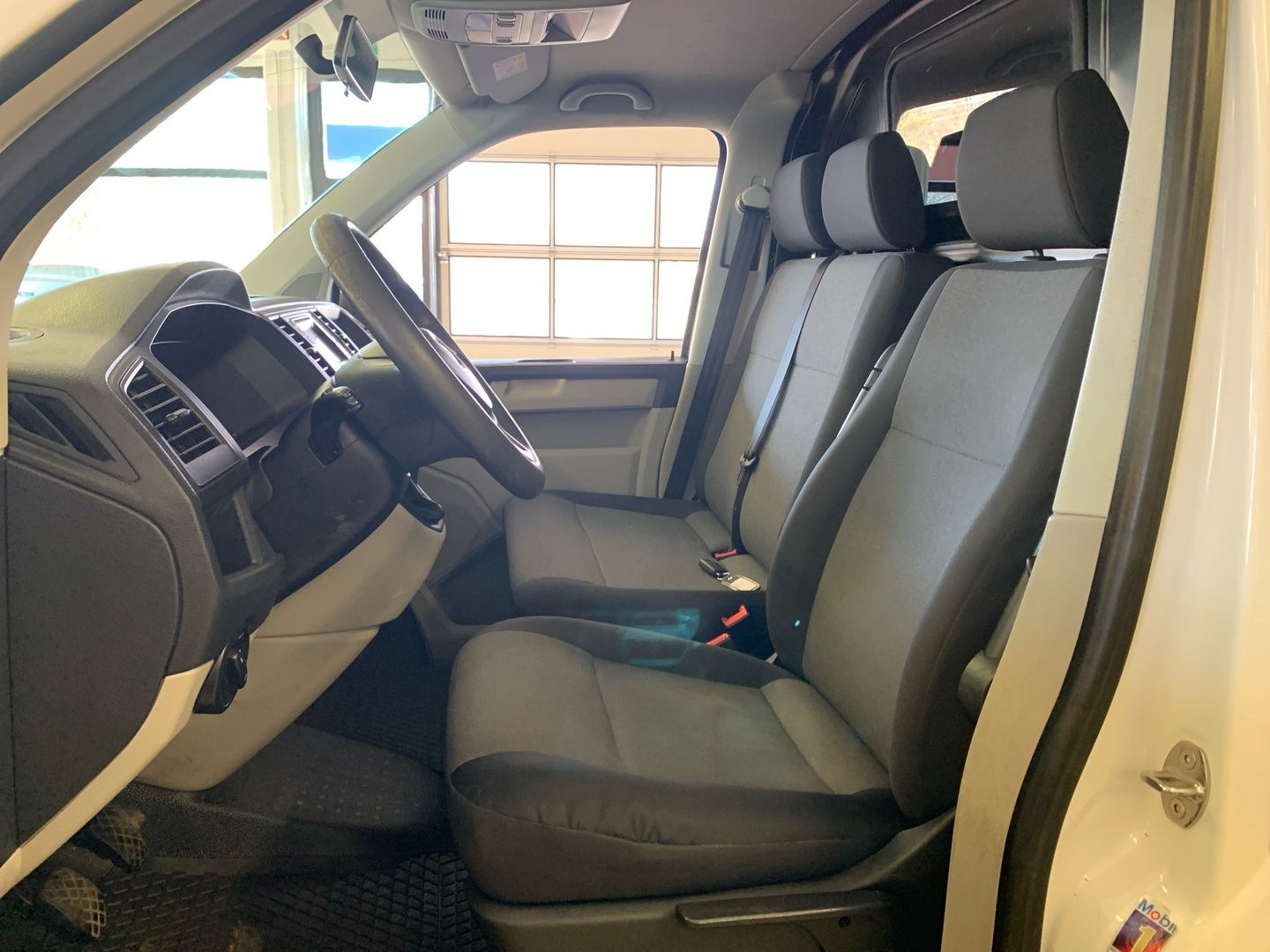 VOLKSWAGEN Transporter 2019