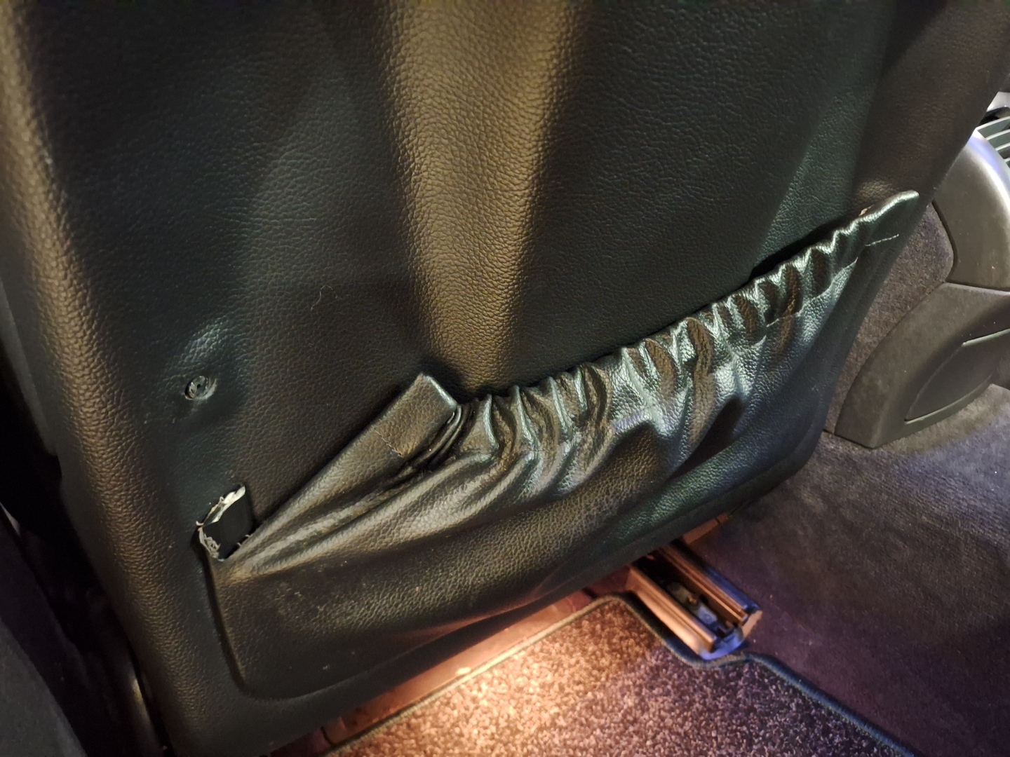 MERCEDES-BENZ E 2004