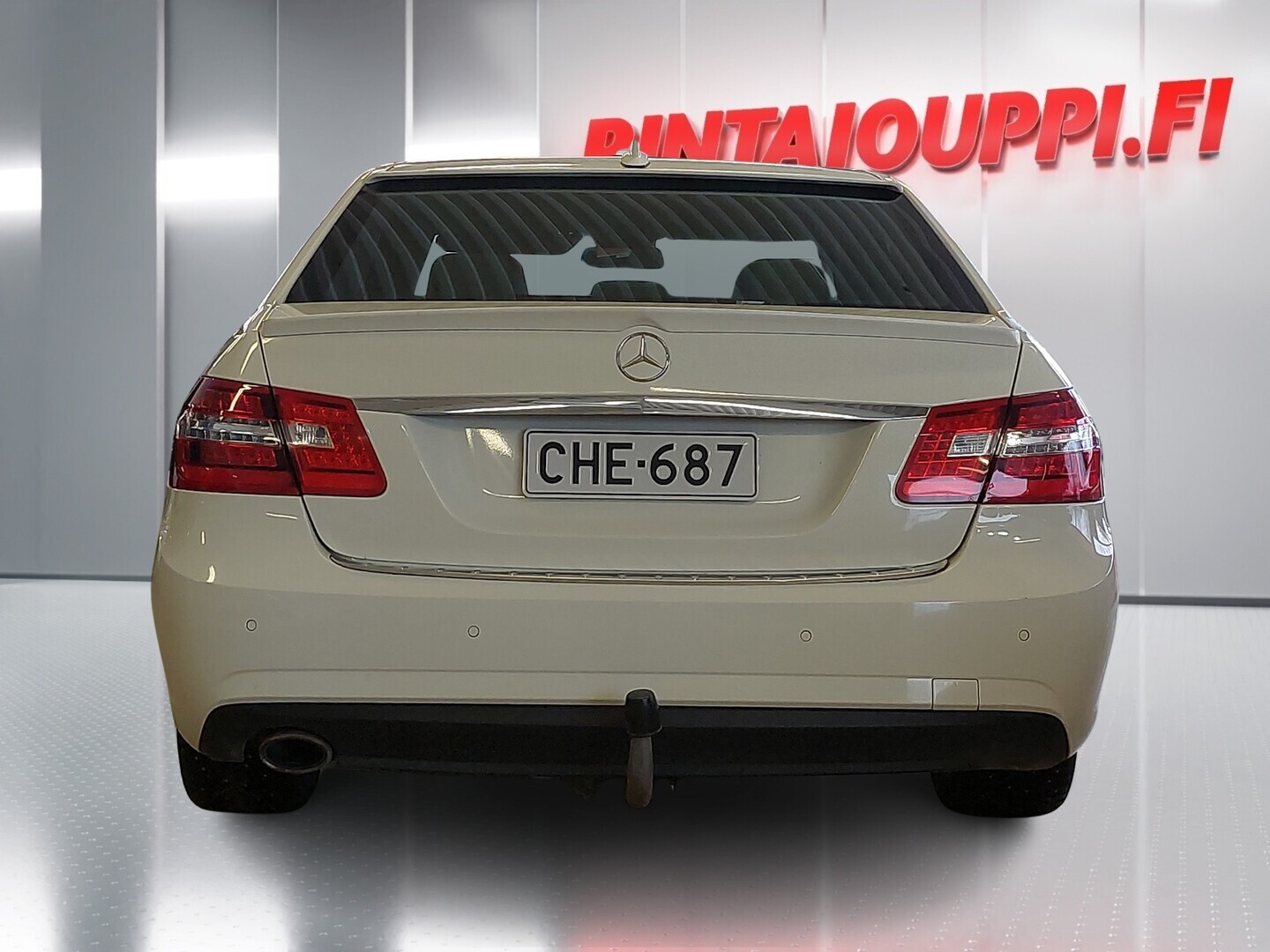 MERCEDES-BENZ E 2009