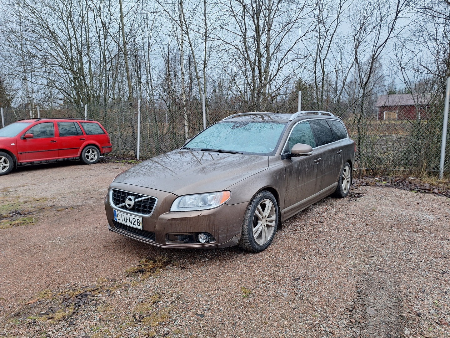 VOLVO V70 2012