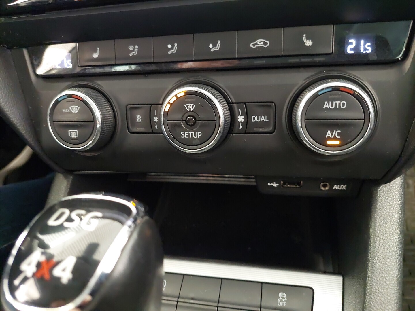 SKODA Octavia 2014