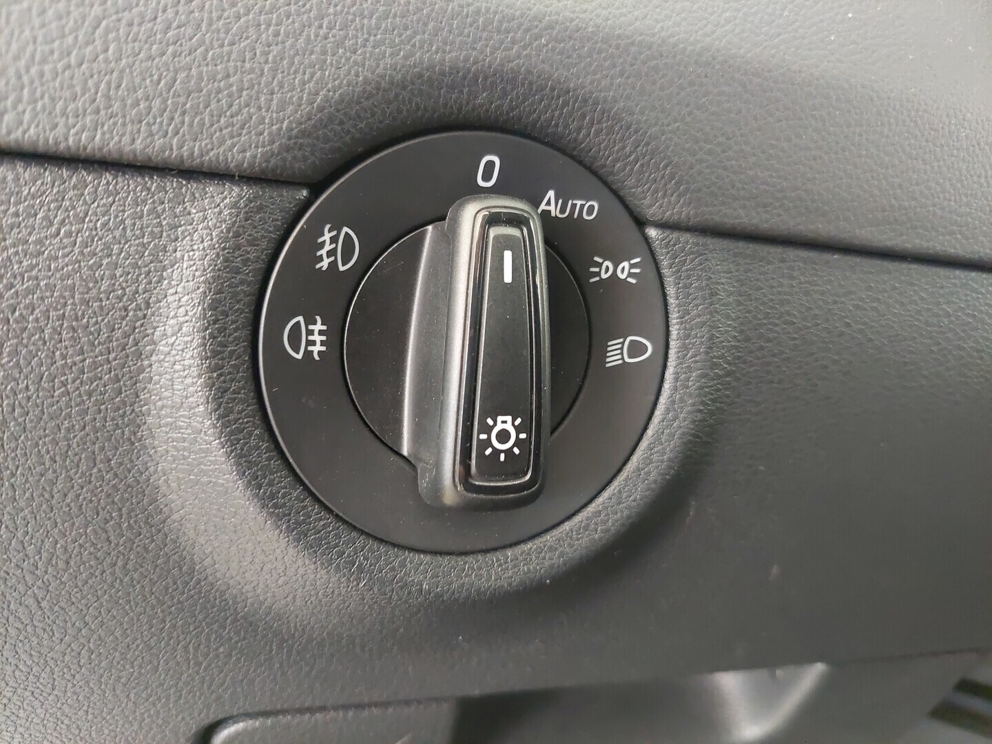 SKODA Octavia 2014