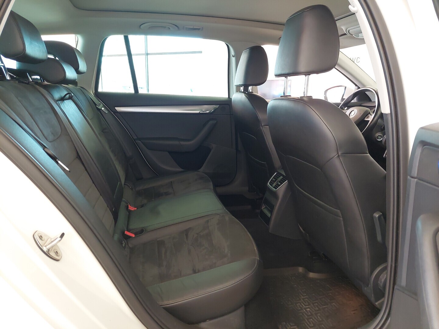 SKODA Octavia 2014