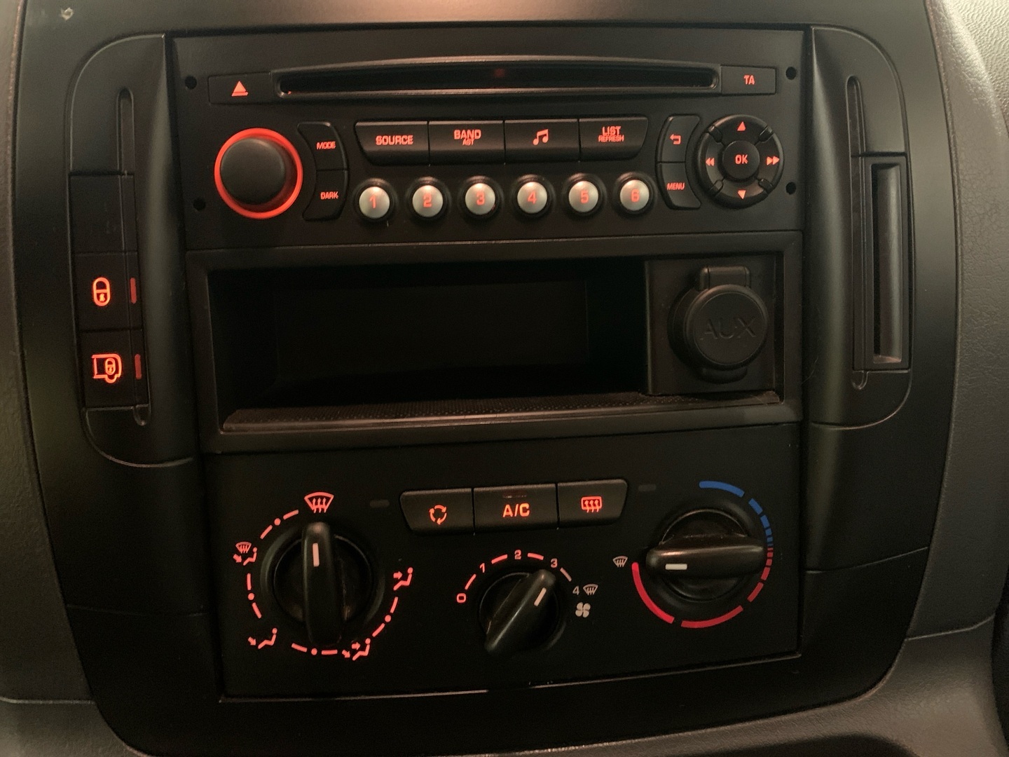TOYOTA Proace 2015