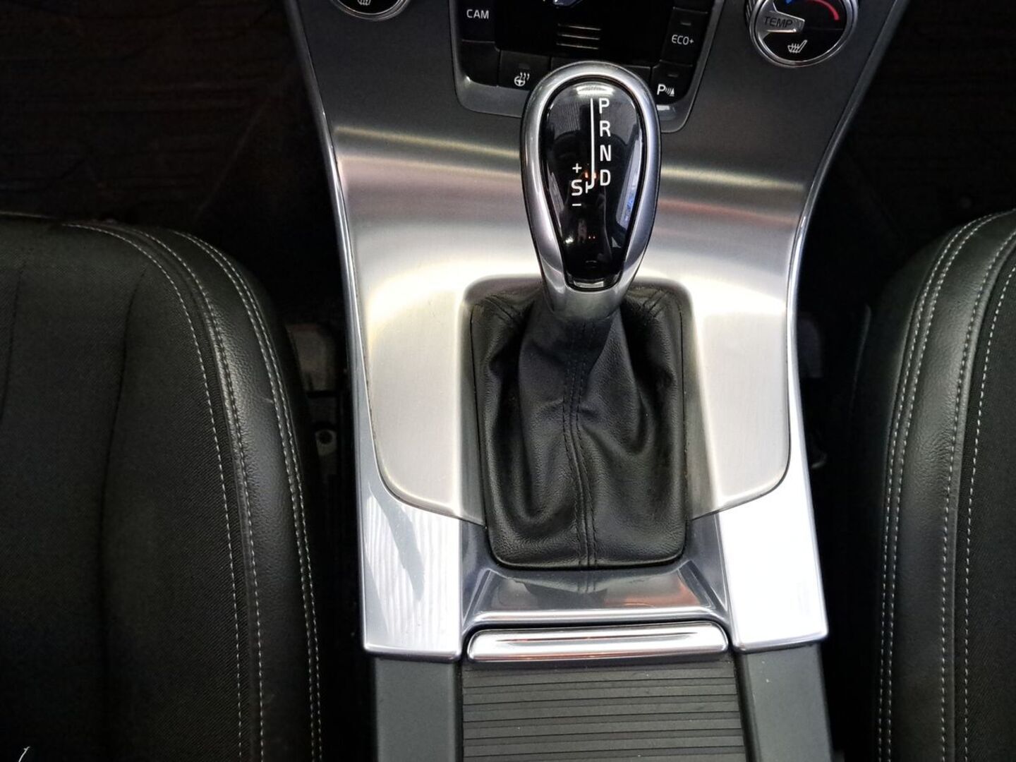VOLVO S60 2018